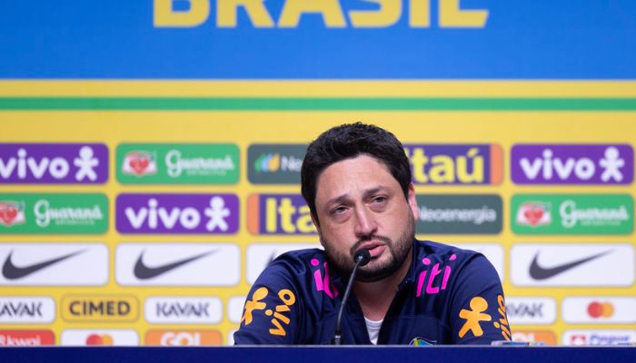 Arthur Elias é o novo técnico da seleção feminina de futebol